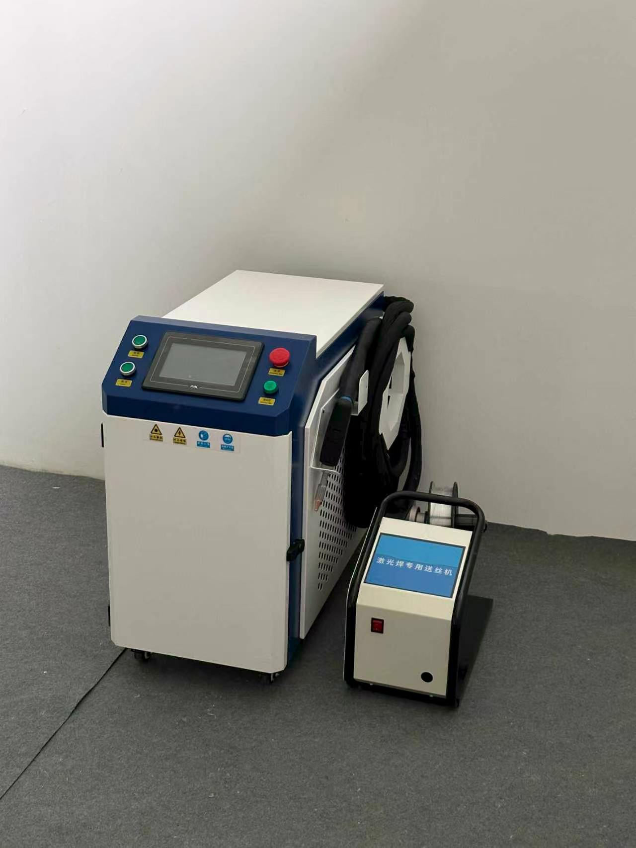 Nowy typ ręcznego spawacza las – Handheld Laser Welding Machine recenzja i cena