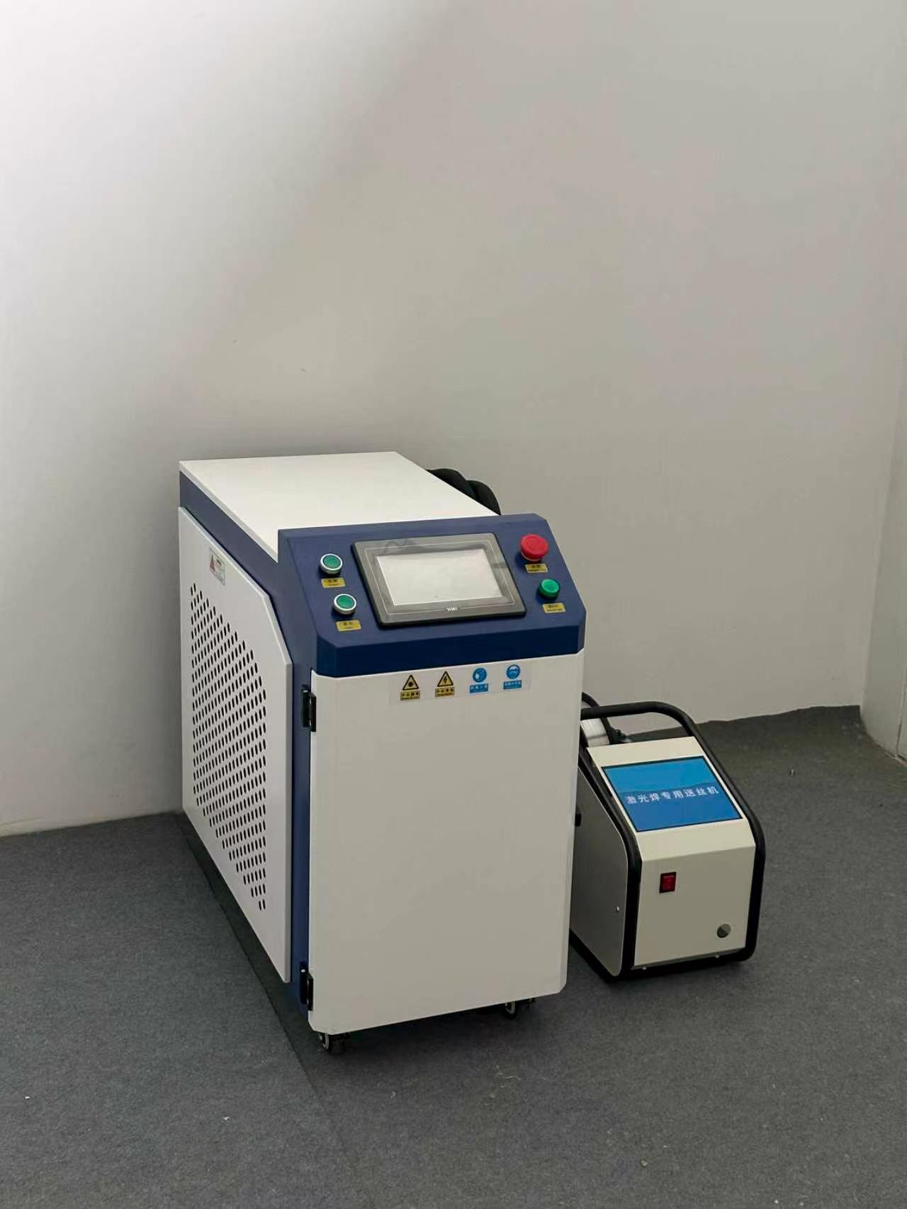Nowy typ ręcznego spawacza las – Handheld Laser Welding Machine recenzja i cena